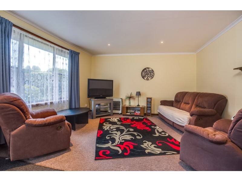 Unit 2/4 Glyndon Court, Norwood TAS 7250