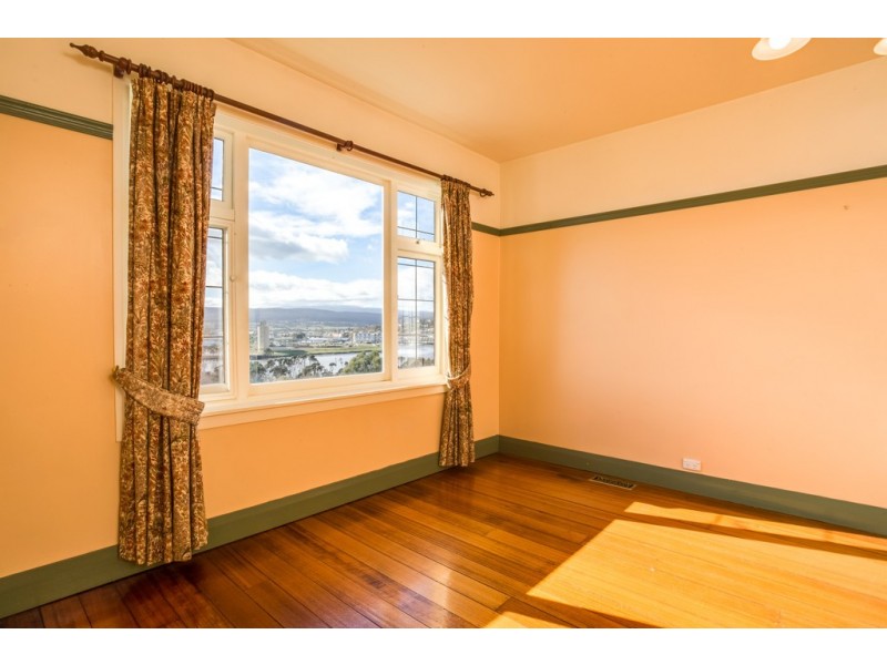 56 Trevallyn Road, Trevallyn TAS 7250