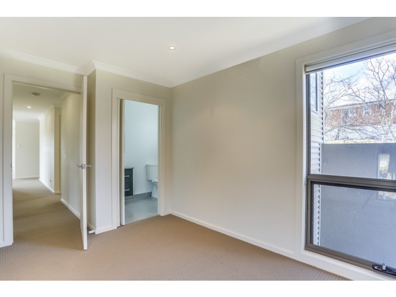 16 Quarantine Road, Kings Meadows TAS 7249