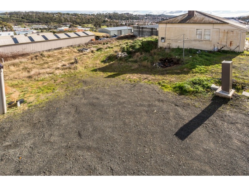 16 Quarantine Road, Kings Meadows TAS 7249