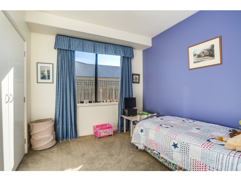 3 Bushby Close, Prospect Vale TAS 7250