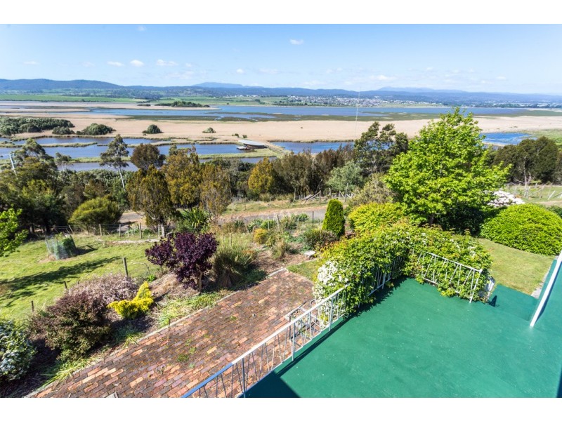 633 West Tamar Highway, Riverside TAS 7250