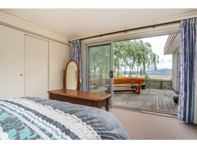 633 West Tamar Highway, Riverside TAS 7250