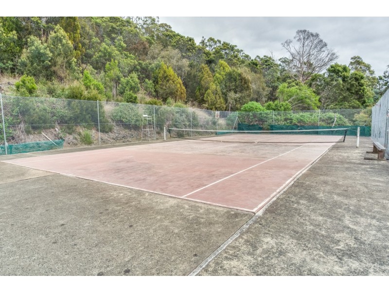 633 West Tamar Highway, Riverside TAS 7250