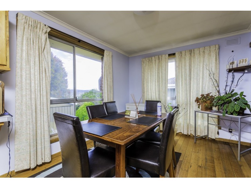 30 Bronzewing Avenue, Newnham TAS 7248