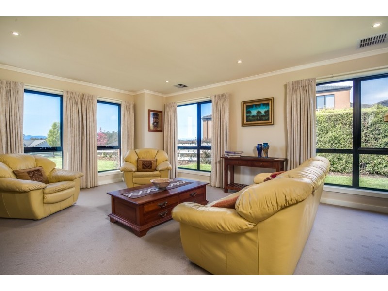 25 Skyline Avenue, Grindelwald TAS 7277