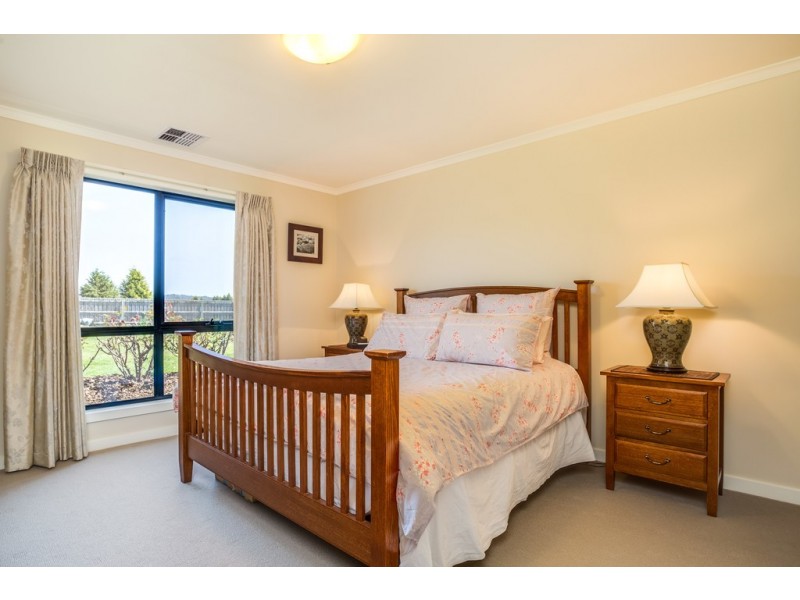 25 Skyline Avenue, Grindelwald TAS 7277