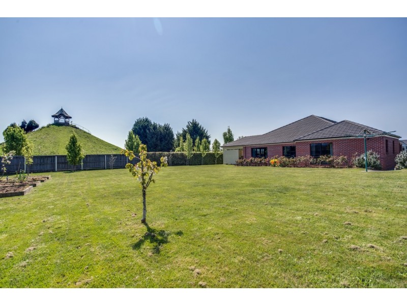 25 Skyline Avenue, Grindelwald TAS 7277