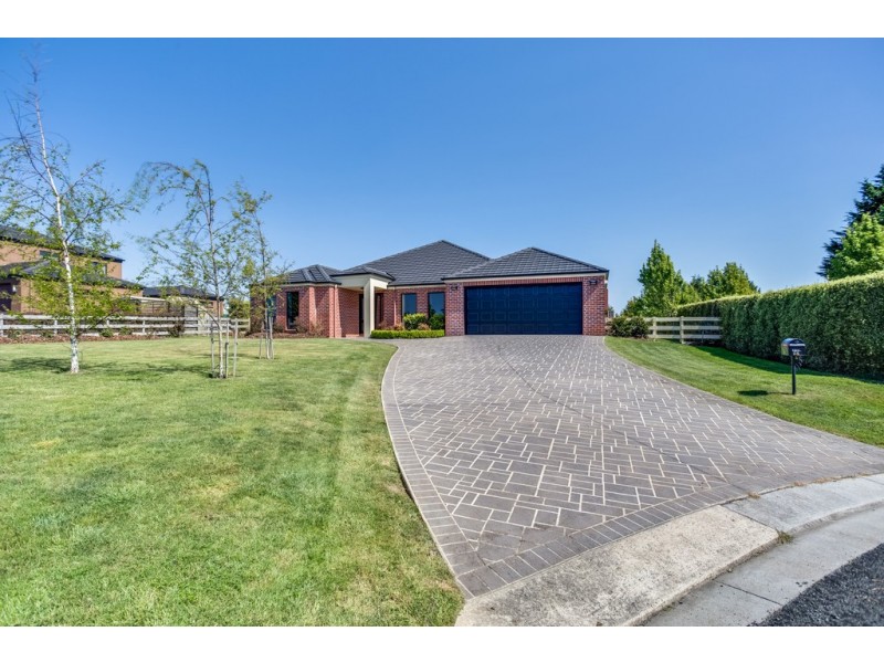 25 Skyline Avenue, Grindelwald TAS 7277