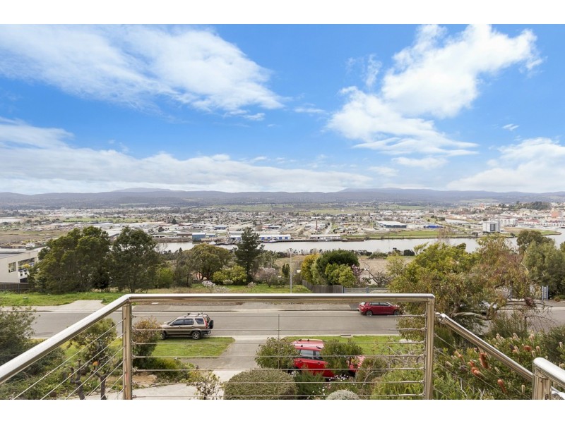 35 Floreat Crescent, Trevallyn TAS 7250