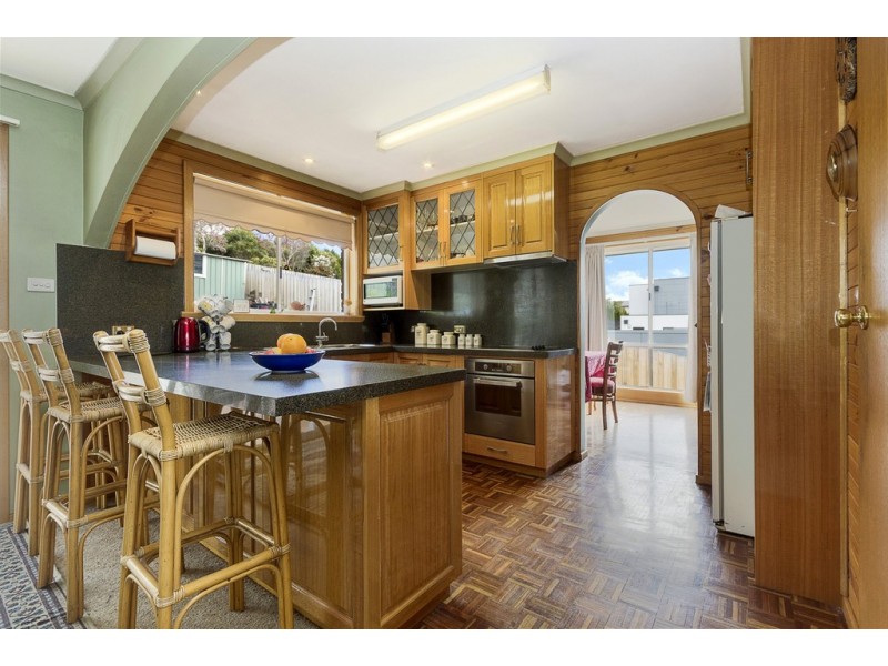 35 Floreat Crescent, Trevallyn TAS 7250