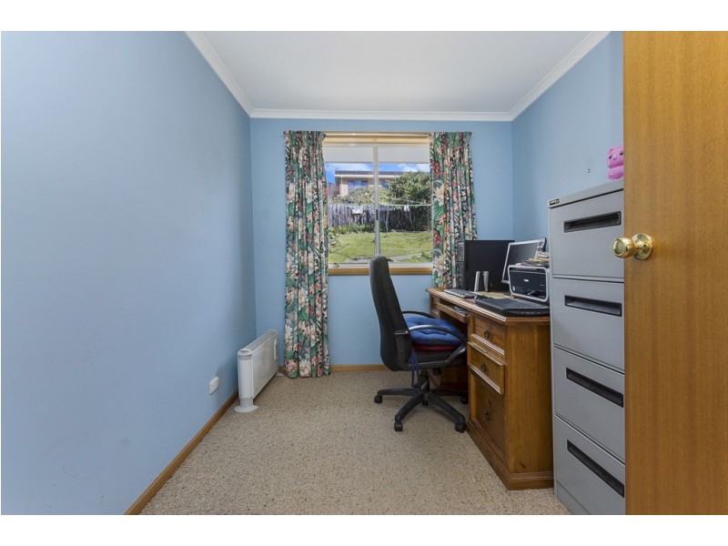 35 Floreat Crescent, Trevallyn TAS 7250