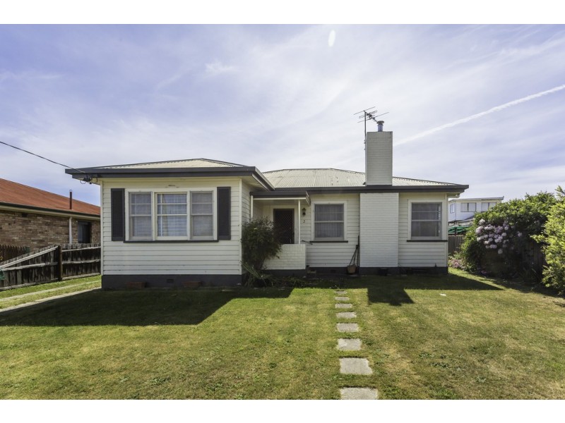 2 Wallace Street, Newnham TAS 7248