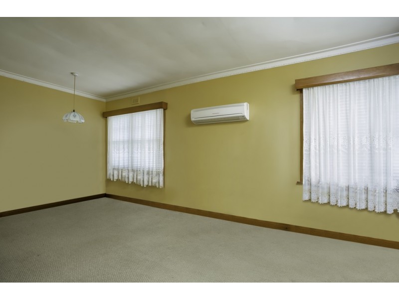 2 Wallace Street, Newnham TAS 7248