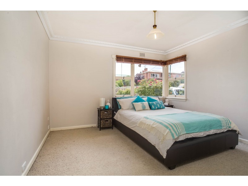 21 Ronneby Road, Newnham TAS 7248