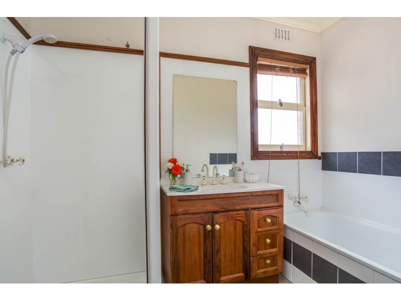 21 Ronneby Road, Newnham TAS 7248