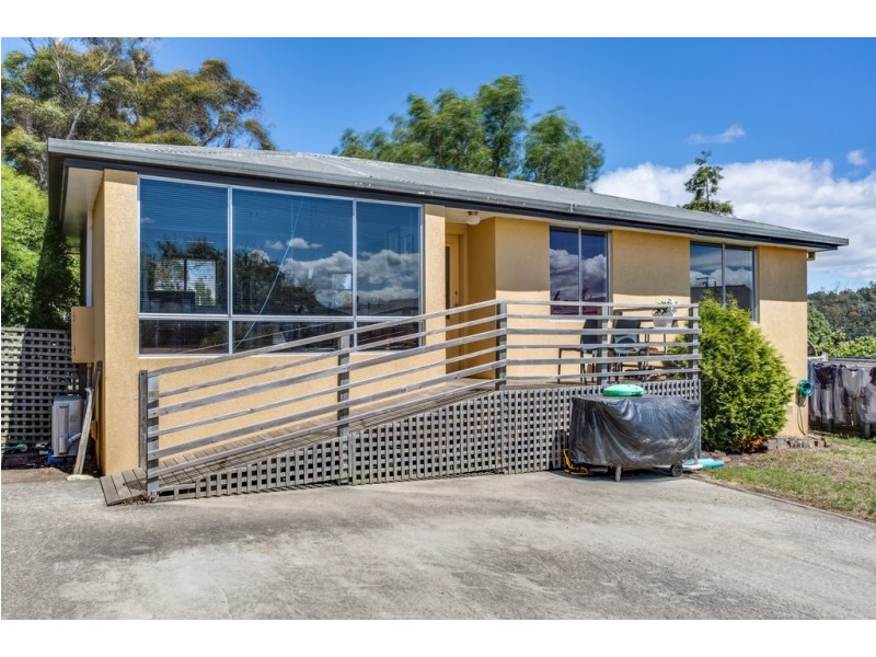 1 and 2 / 2B Carr Street, Kings Meadows TAS 7249