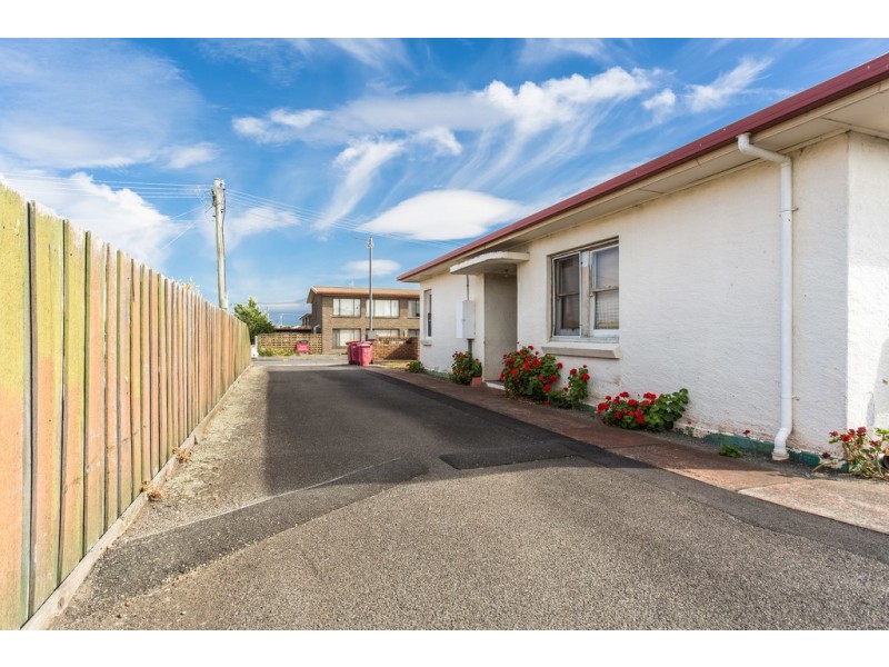 Unit 1/5 Haig Street, Mowbray TAS 7248
