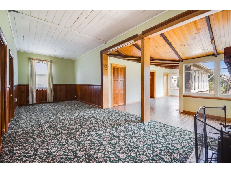 102 Main Street, Cressy TAS 7302