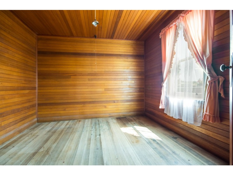 102 Main Street, Cressy TAS 7302
