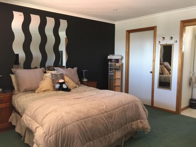 5 Beaton Street, Exeter TAS 7275