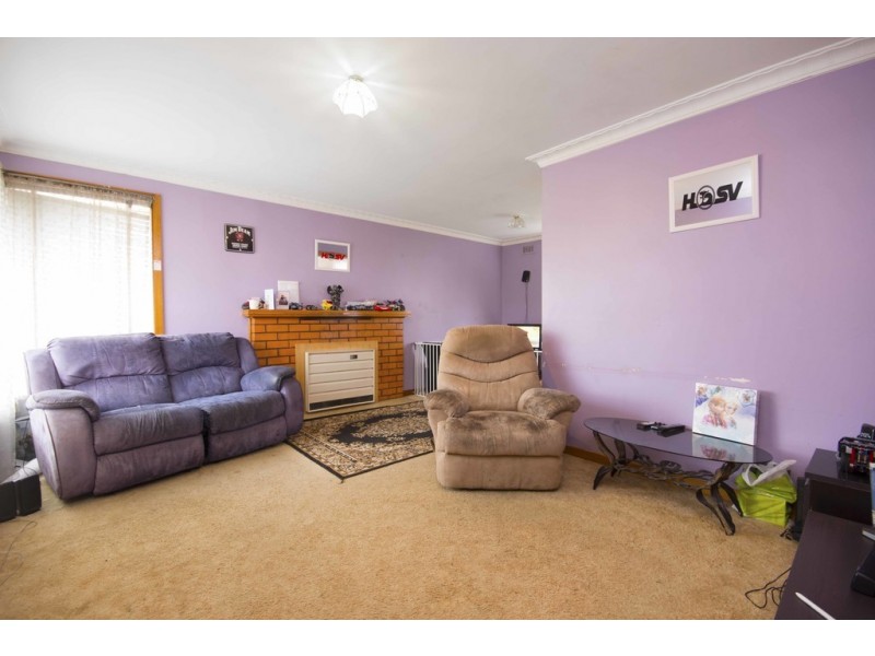 12 Chestnut Road, Youngtown TAS 7249