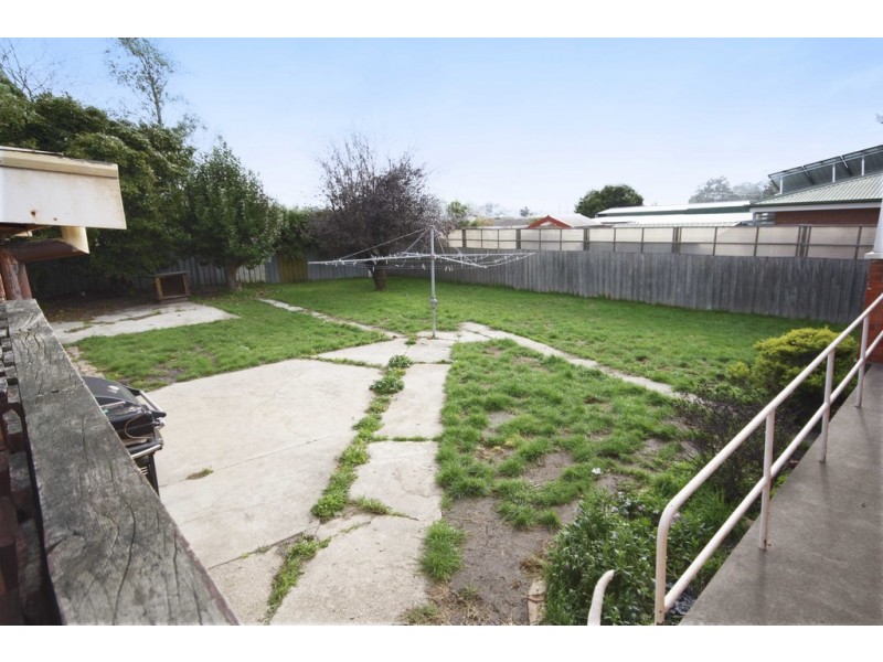 12 Chestnut Road, Youngtown TAS 7249