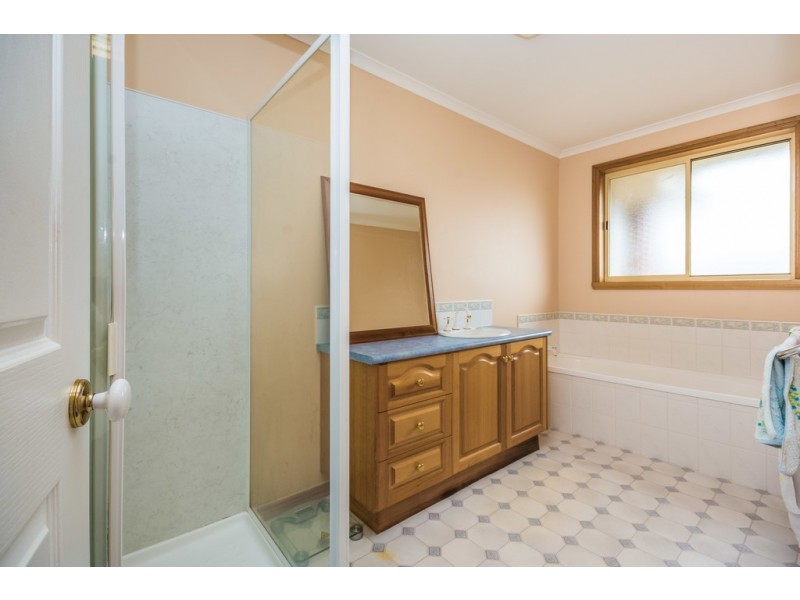 5 Molecombe Drive, Prospect TAS 7250