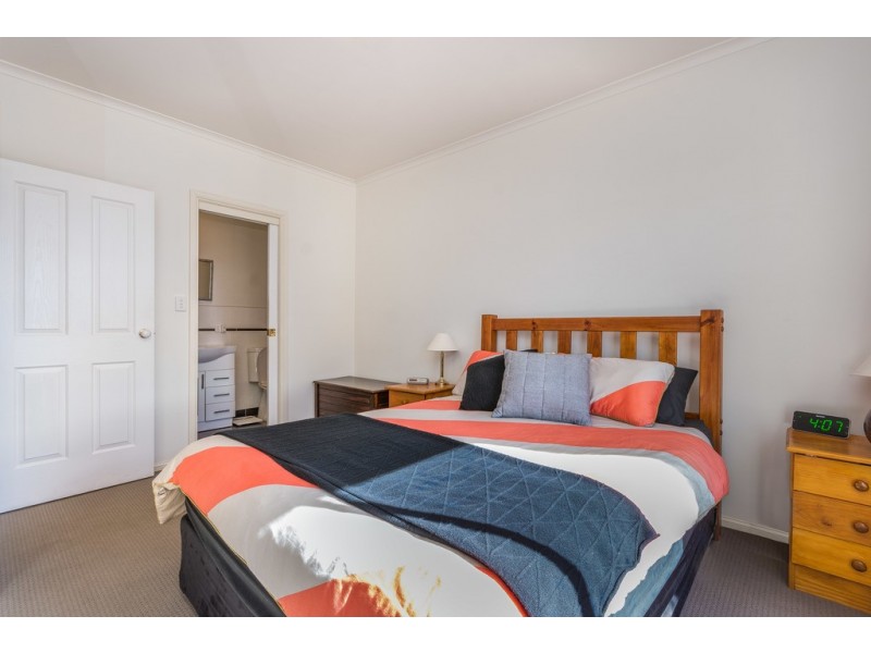 8 Angela Court, Prospect Vale TAS 7250