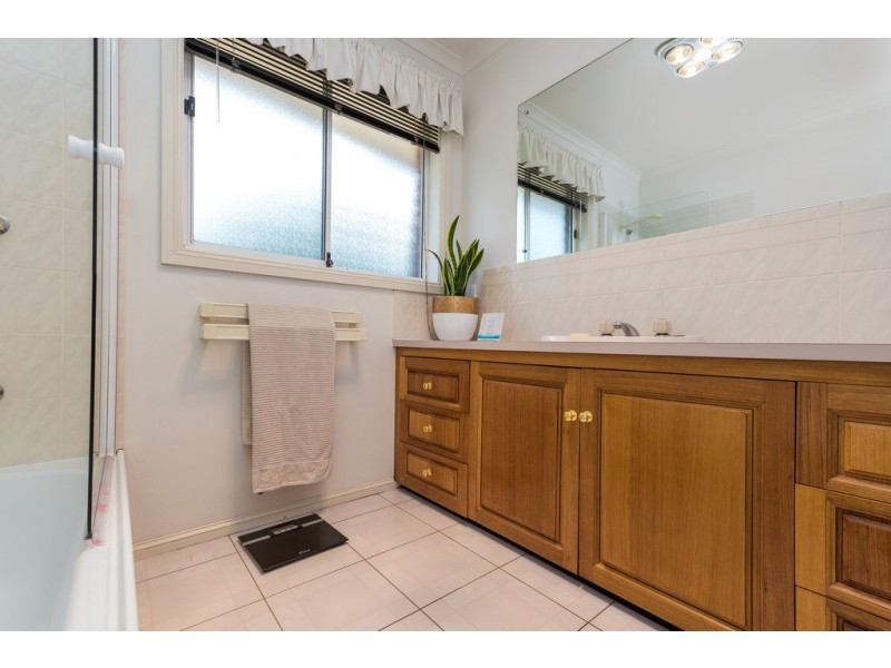 8 Angela Court, Prospect Vale TAS 7250