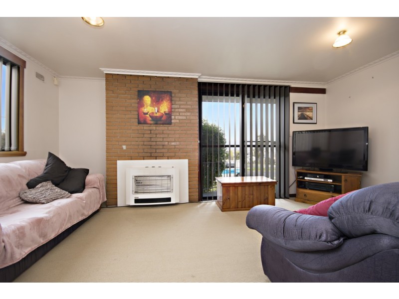 11 Mackay Street, Mayfield TAS 7248