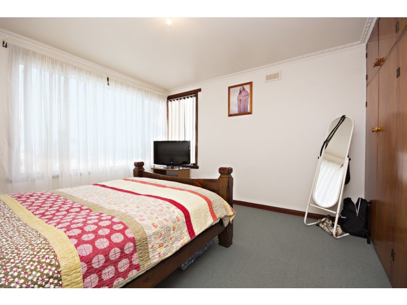 11 Mackay Street, Mayfield TAS 7248