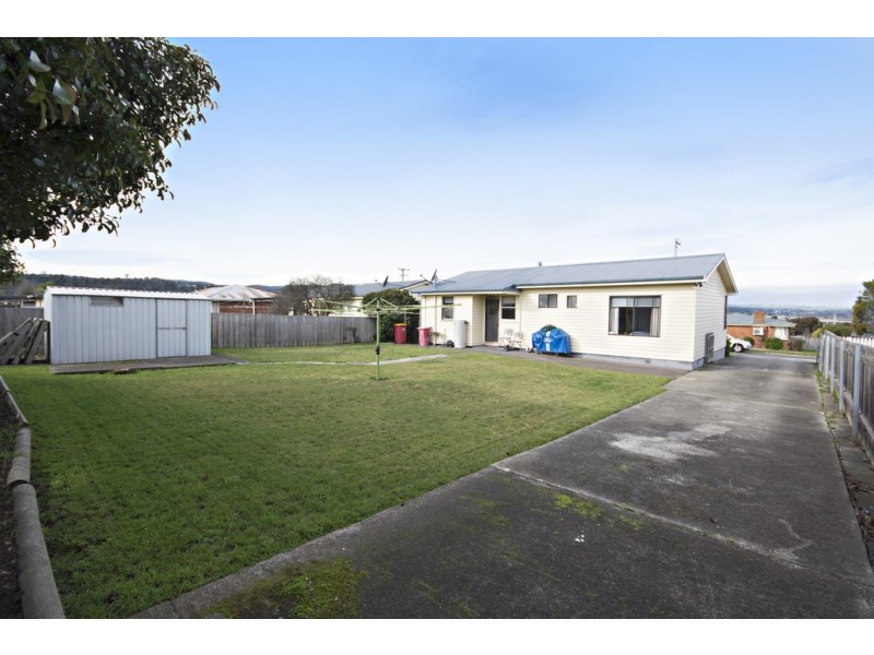 11 Mackay Street, Mayfield TAS 7248
