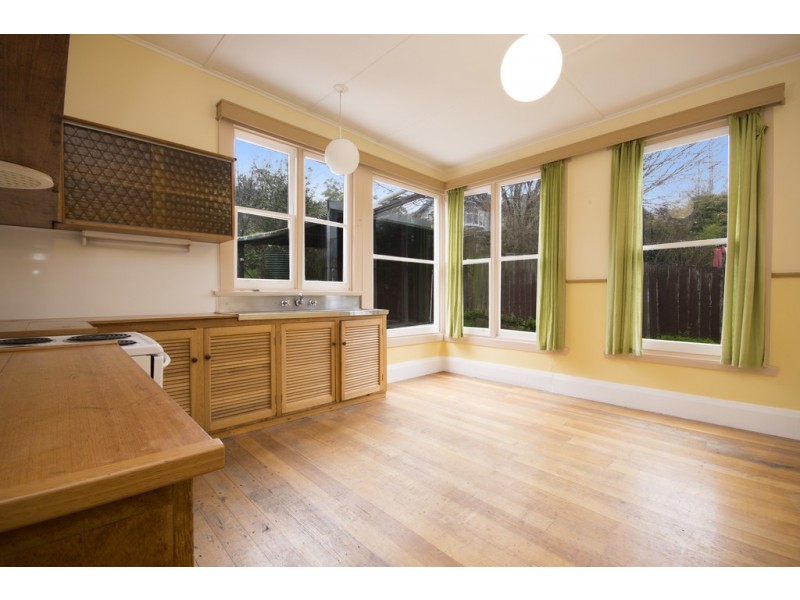 27 Bain Terrace, Trevallyn TAS 7250