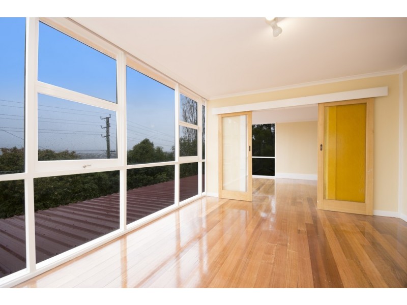 27 Bain Terrace, Trevallyn TAS 7250