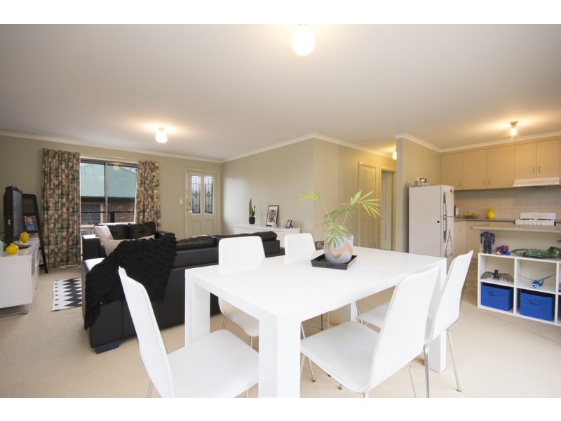 2/20 Pomona Road, Riverside TAS 7250