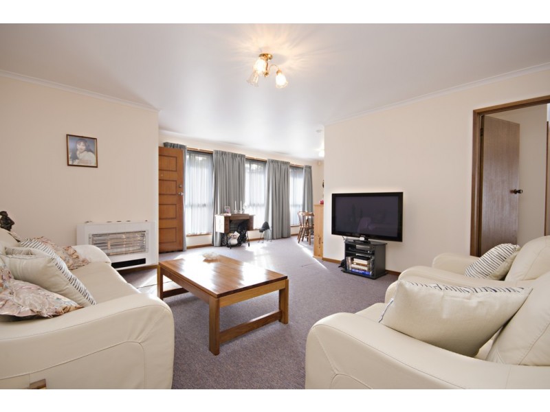 2/6 St Ives Court, Prospect Vale TAS 7250