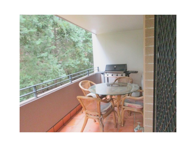 206/6-8 Freeman Road, Chatswood NSW 2067