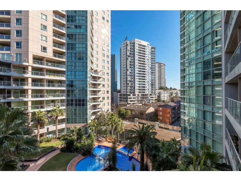 1609/2A Help Street, Chatswood NSW 2067