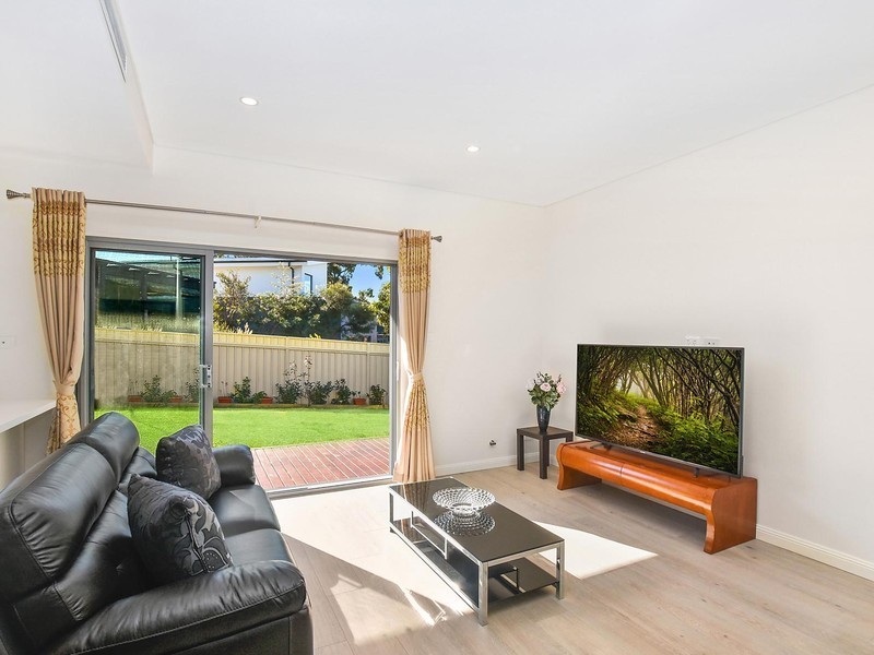 25 Farrington Parade, North Ryde NSW 2113