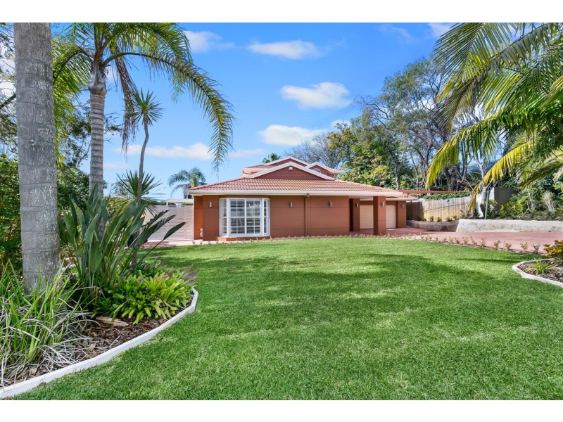 4 Hovey Avenue, St Ives NSW 2075