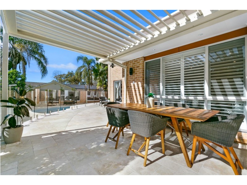 4 Hovey Avenue, St Ives NSW 2075