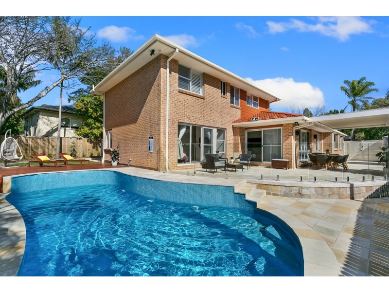 4 Hovey Avenue, St Ives NSW 2075