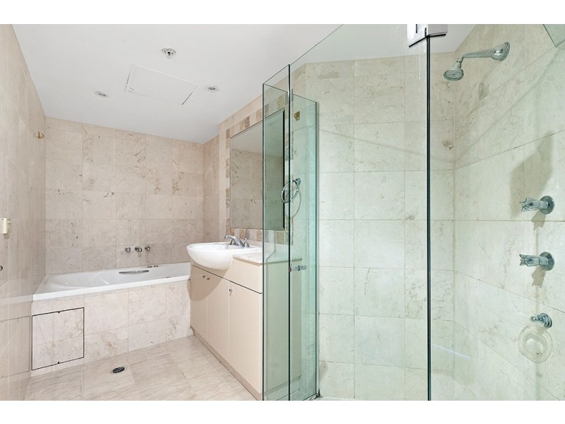 1806/2B Help Street, Chatswood NSW 2067