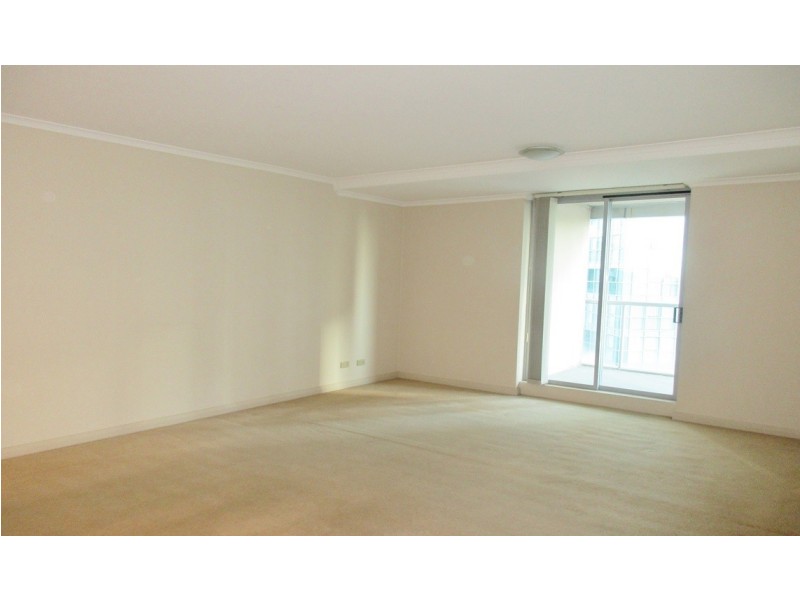 902/2B Help Street, Chatswood NSW 2067