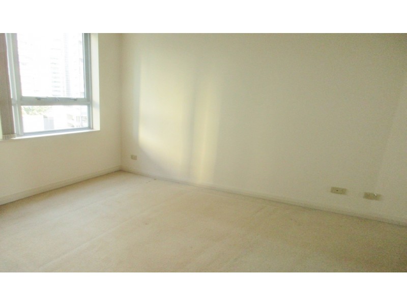 902/2B Help Street, Chatswood NSW 2067