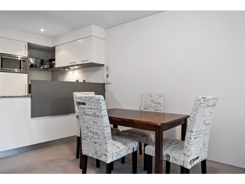 13/1 Day Street, Chatswood NSW 2067