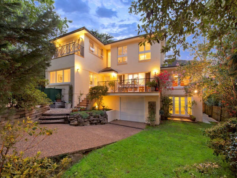 8 Coolabah Avenue, Greenwich NSW 2065