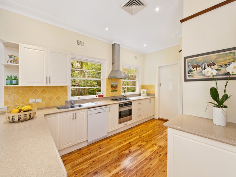 8 Coolabah Avenue, Greenwich NSW 2065