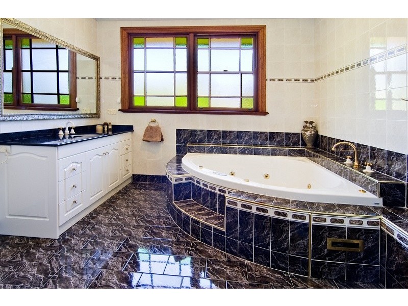 4 Park Avenue, Roseville NSW 2069